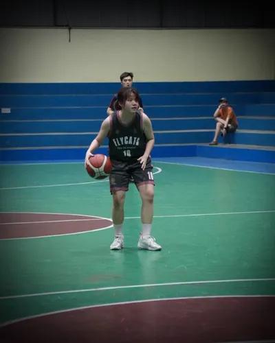 Photoshoot_0017_WhatsApp Image 2025-08-21 at 18.46.14 (1)