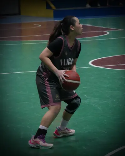 Photoshoot_0032_WhatsApp Image 2025-08-20 at 20.48.19 (4)